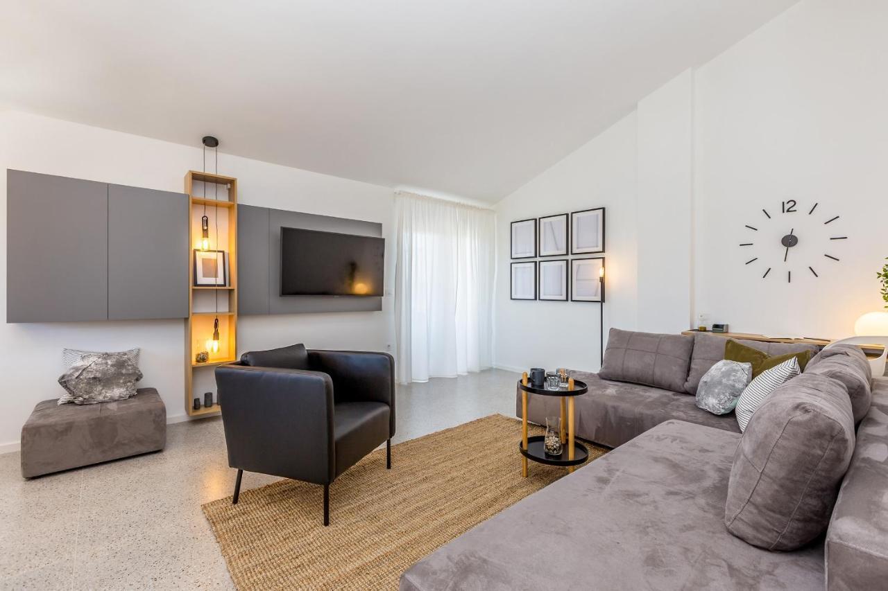 Apartment Laurus Salatić 外观 照片