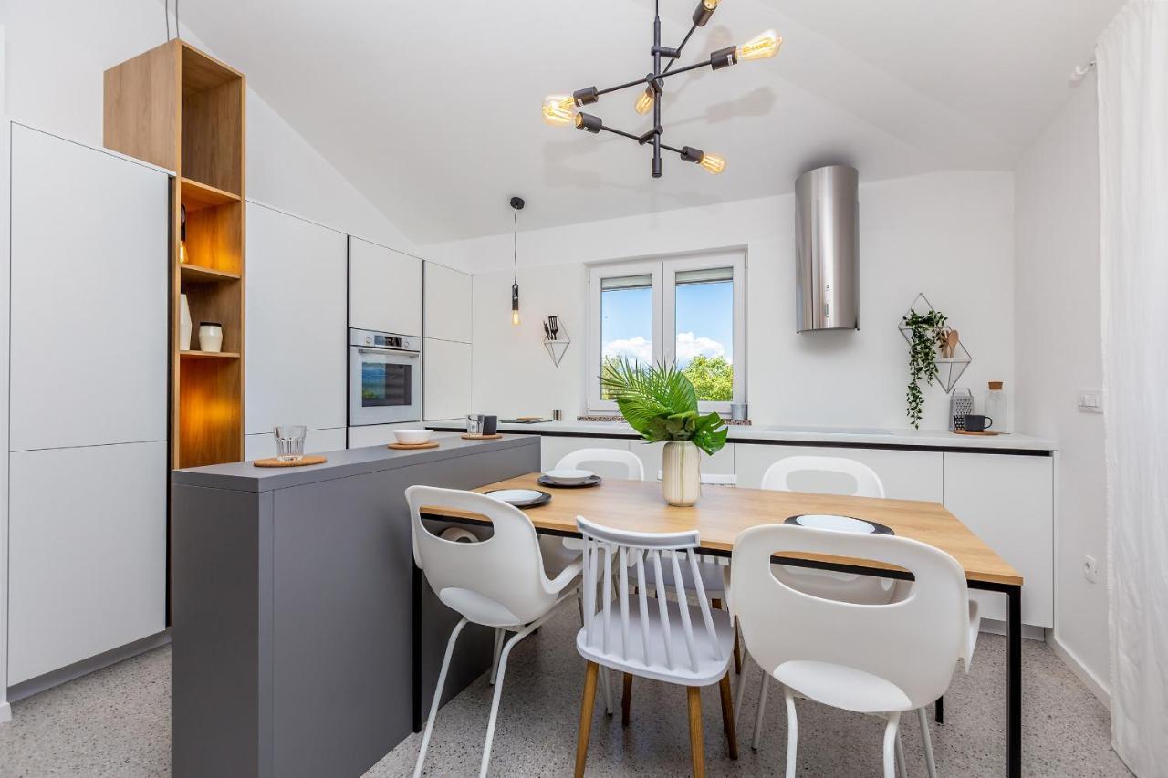 Apartment Laurus Salatić 外观 照片