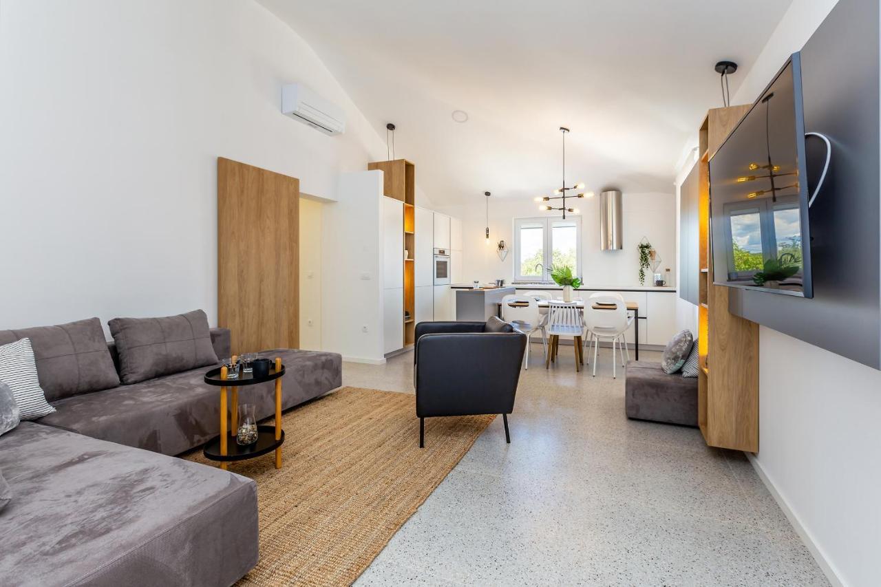 Apartment Laurus Salatić 外观 照片